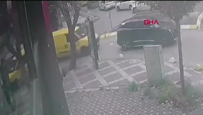 Oktay Derelioğlu ve eşine trafikte saldırı