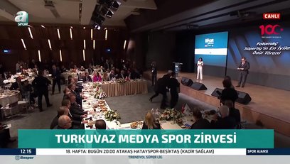 Turkuvaz Medya Spor Zirvesi'nde en iyiler ödüllerini aldı!