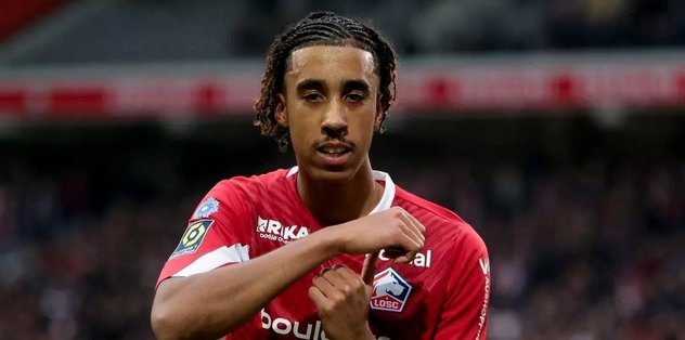 Chelsea, Real Madrid ve PSG Leny Yoro’nun peşinde!