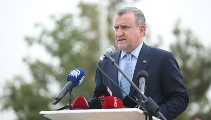 Gençlik ve Spor Bakanı Osman Aşkın Bak açıklamalarda bulundu