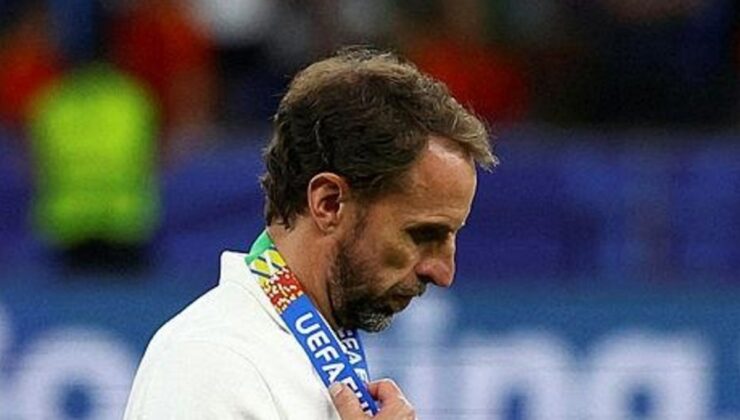 İngiltere Milli Takımı’nda Teknik Direktör Southgate görevinden istifa etti