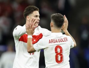 Arda Güler ve Kenan Yıldız yeni formaları tanıttı!