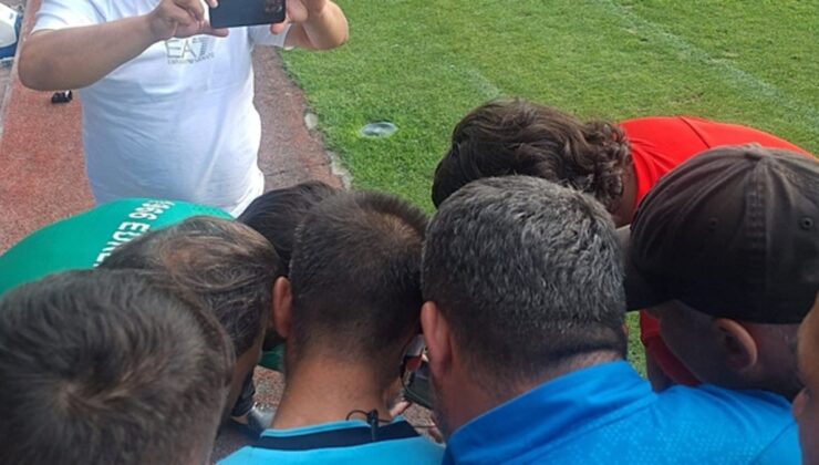 Cep telefonunu VAR olarak kullandı ve penaltıya hükmetti!