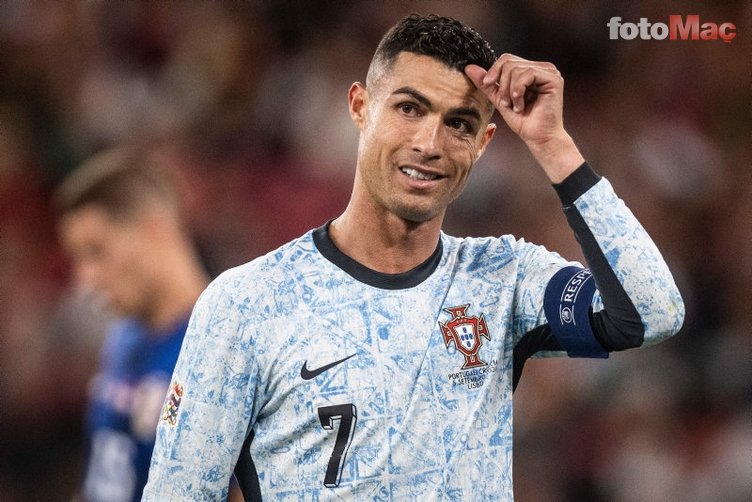 Cristiano Ronaldo tarihe geçti! Yere yığılıp hüngür hüngür ağladı