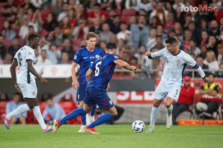 Cristiano Ronaldo tarihe geçti! Yere yığılıp hüngür hüngür ağladı