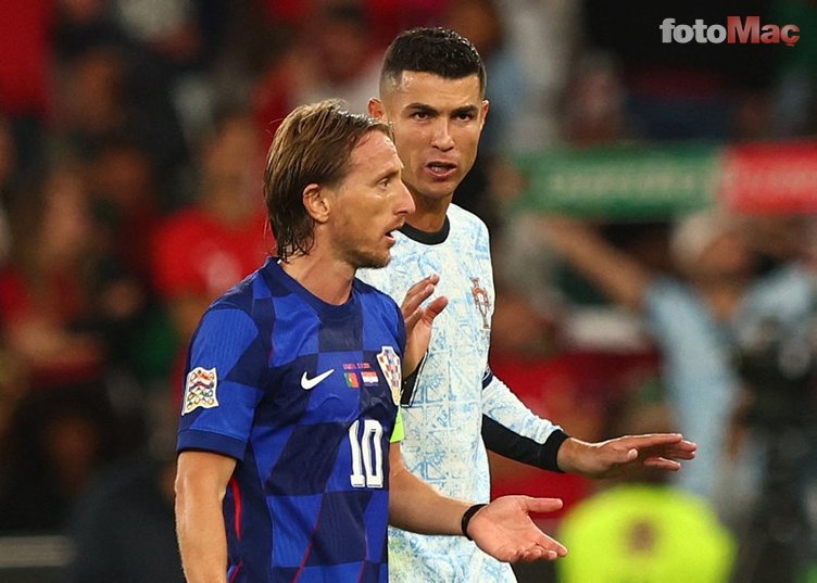 Cristiano Ronaldo tarihe geçti! Yere yığılıp hüngür hüngür ağladı