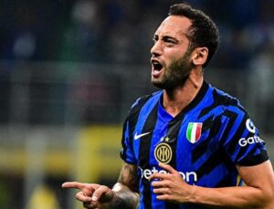 Hakan Çalhanoğlu: Hem mutlu hem de gururluyum