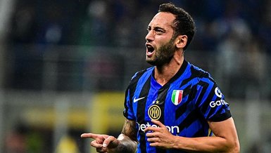 Hakan Çalhanoğlu: Hem mutlu hem de gururluyum