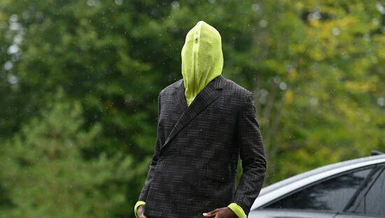 Konate'den şaşırtan kıyafet! Fransa Milli Takımı...