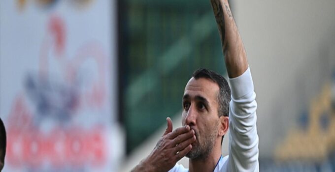 Mehmet Topal kupada da hız kesmedi