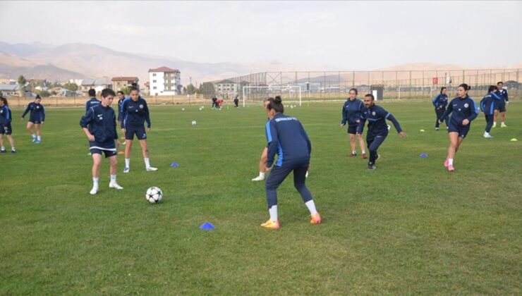 Yüksekovaspor’e otobüs hediye edildi