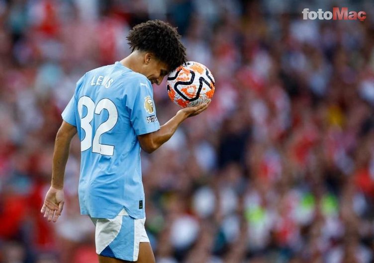 Milli futbolcumuzdan büyük başarı! Yıldızlarla dolu o listede ilk 10'da