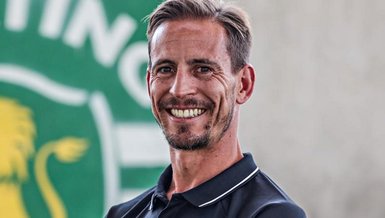 Sporting Joao Pereira'yı resmen duyurdu!