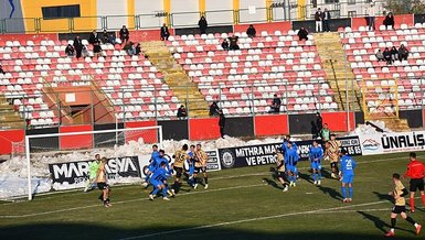 TFF 2. Lig'de yaşanan ilginç olay! Maç esnasında kurban kesildi