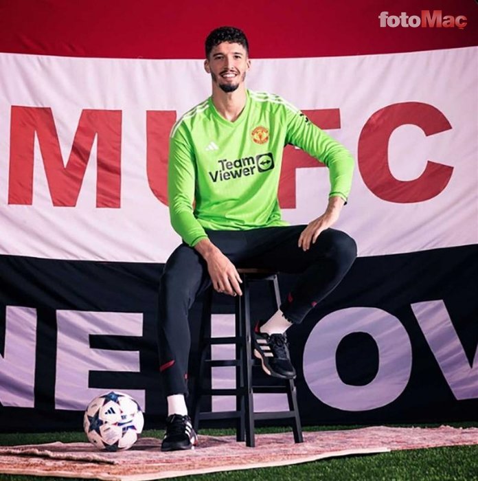 Manchester United'da taraftarlar Altay Bayındır için ayaklandı!